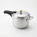 Stainless Steel Pressure Cooker Designed for Fast Cooking, Food-Grade Steel, Precision Regulator, Ergonomic Handle